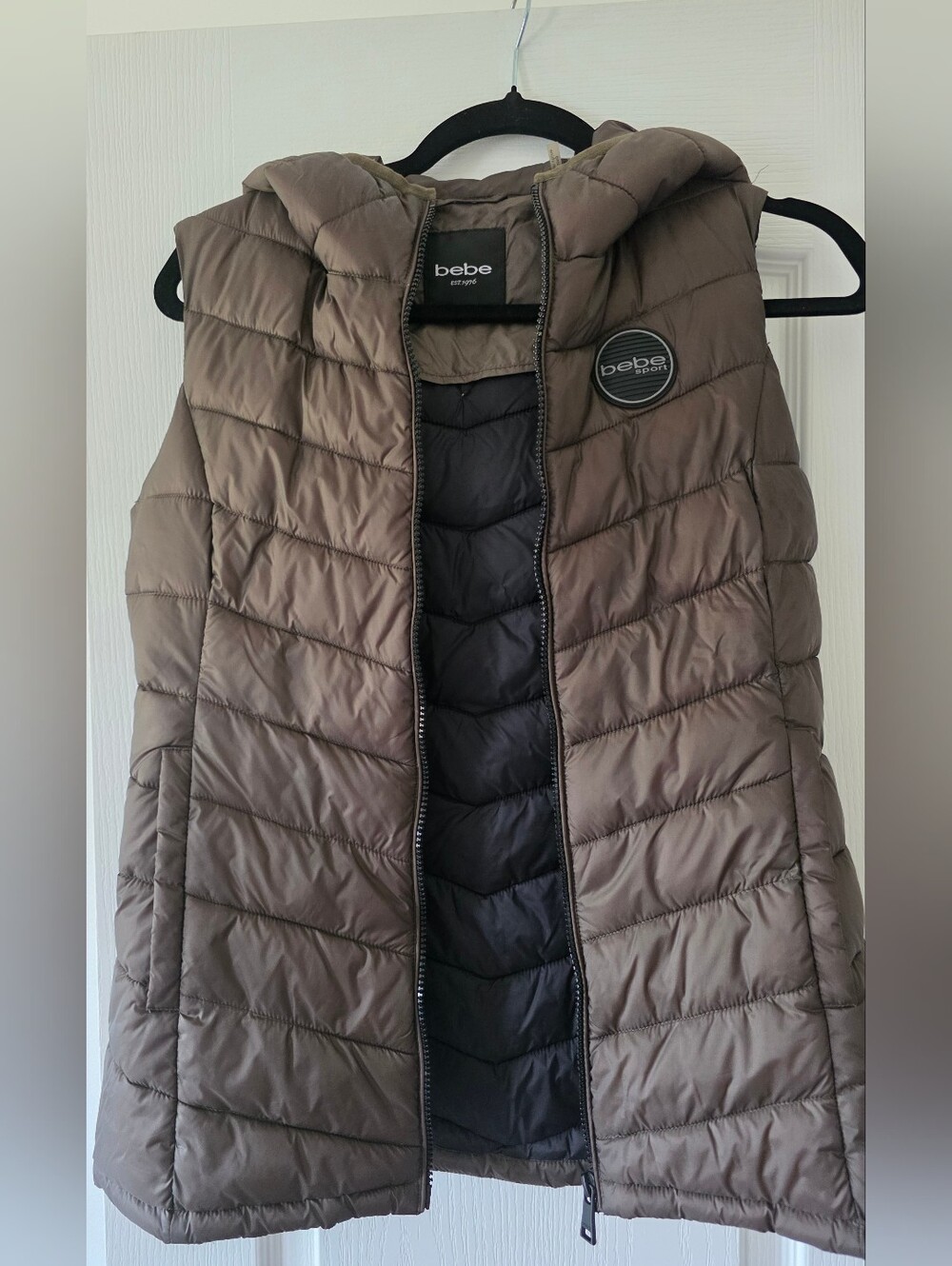 Bebe Sport Womens S Olive Hooded Puffer Vest Quilted Y2K Full Zip Fitted